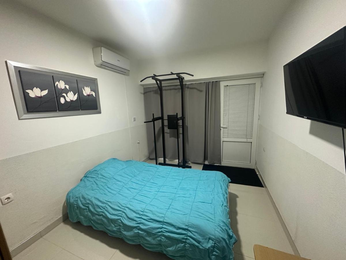 Namesten apartman na dan - Bed and Breakfast
