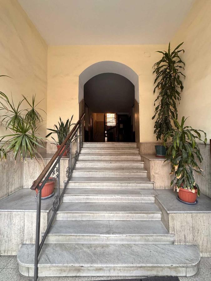 Piramide Suites 2 Bedrooms & 2 Bathrooms - B&B Roma
