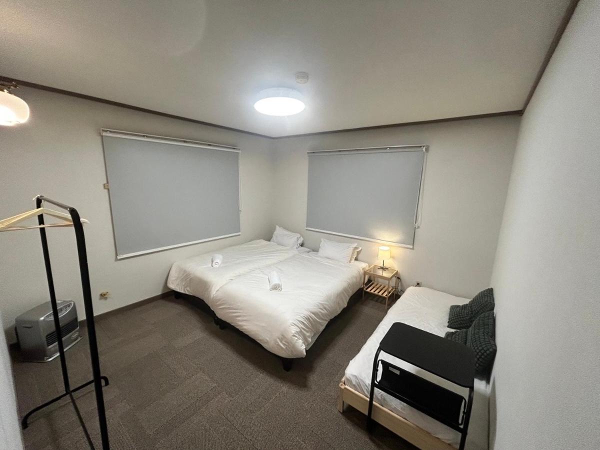 Chambre Lits Jumeaux avec Salle de Bains