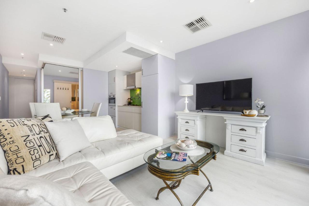 Belle Escapes - Bay View Lookout With Sea Views - B&B Glenelg