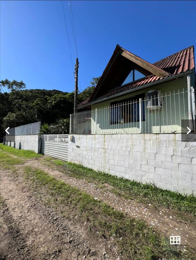 Morada das cachoeiras 10 minutos da Praia Guarda Do Embaú SC - B&B Palhoça