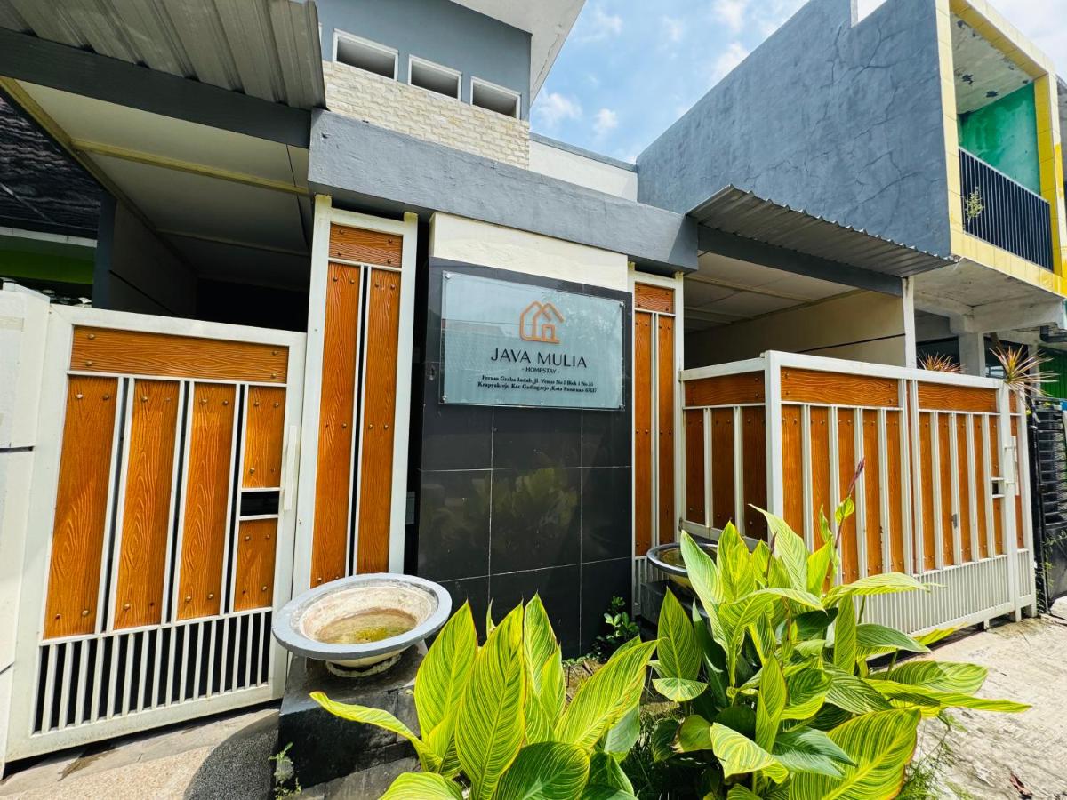 Mulia Homestay Syariah Pasuruan - Ferienwohnung Randumangu