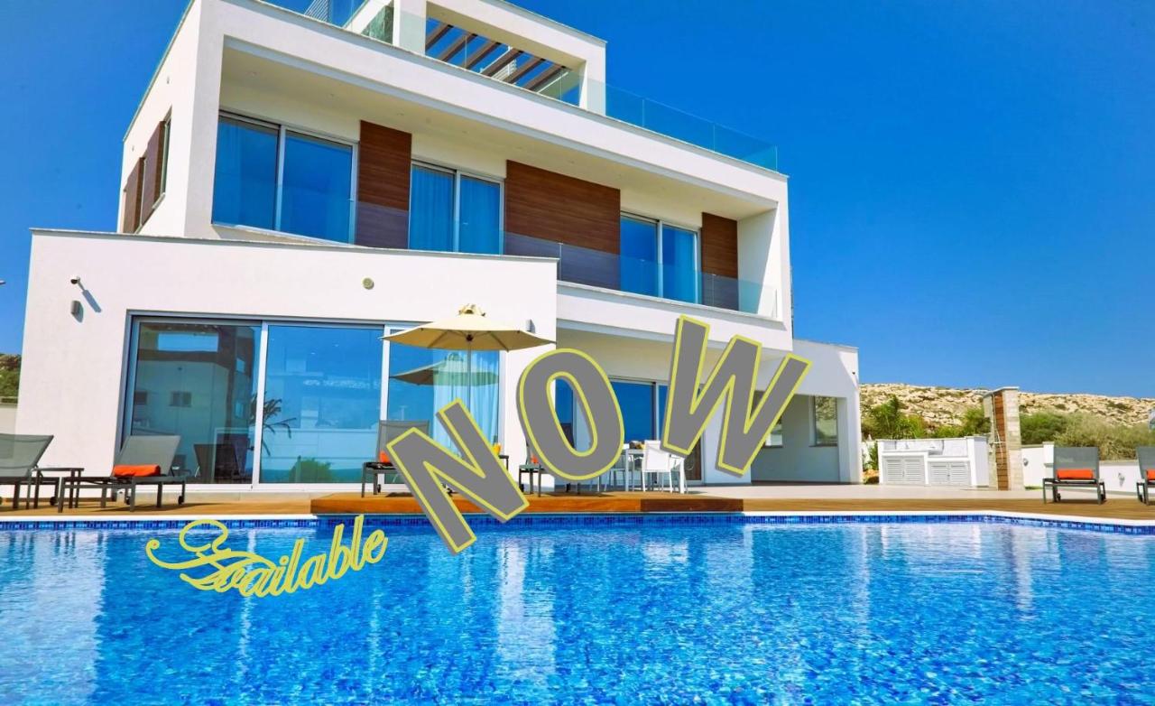 Beachfront Luxury Villa Idania - B&B Ayia Napa