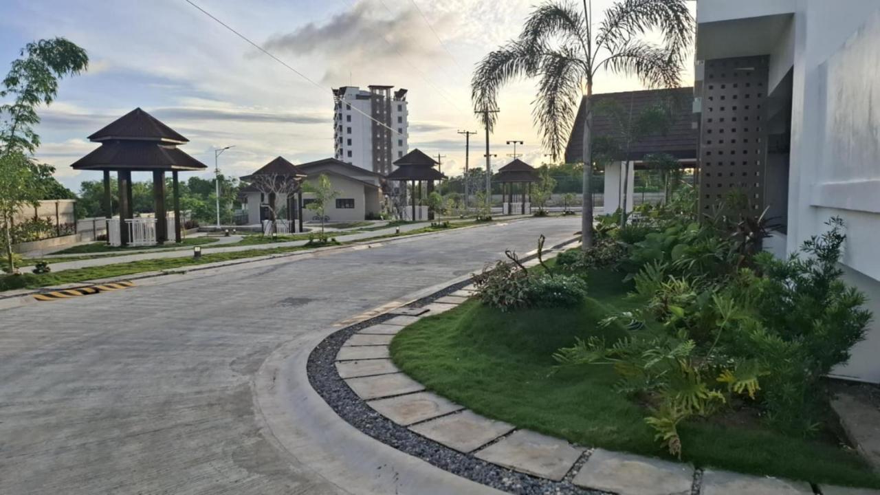 Royal Oceancrest Panglao near airport and beach - B&B