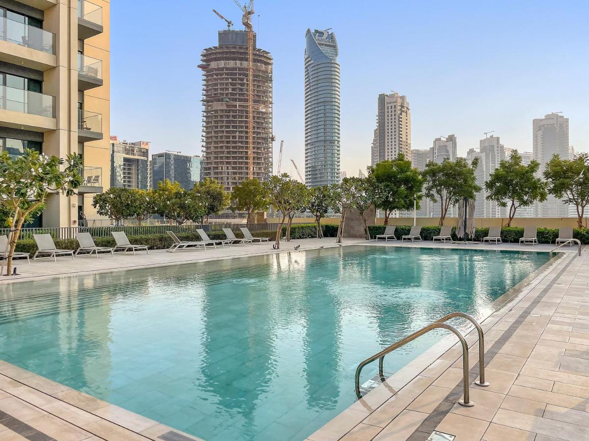 Luxe 2BR with Stunning Burj Khalifa Views - B&B