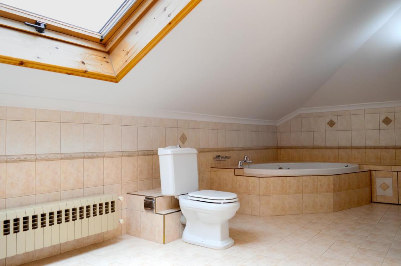 Wooden Attic - B&B Kastoria