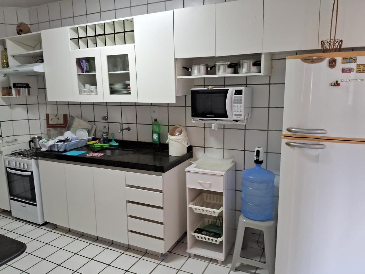 Espaçoso apto em Manaíra a 50mts da areia - Bed and Breakfast João Pessoa