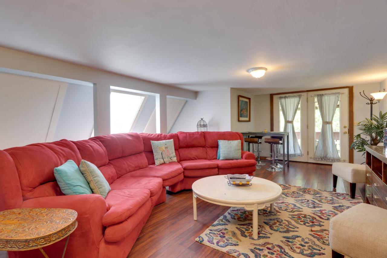 Riverfront Townsend Apt - 18 Miles to Pigeon Forge - B&B Townsend