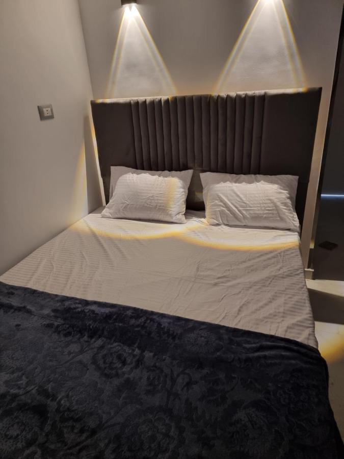 Standard Twin Room with Sea View