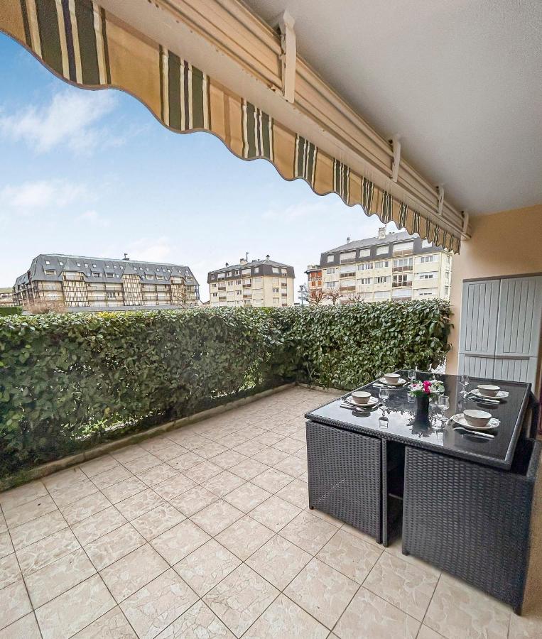 Grande terrasse privée à 5min de la Plage à pied - Bed and Breakfast