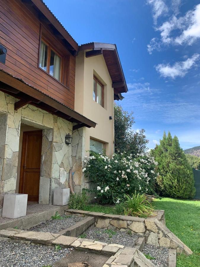 Cálida cabaña en Las Moras - B&B San Martín de los Andes