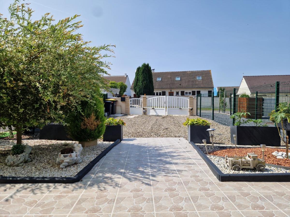 Maison calme avec jardin, vue champs et bois - B&B