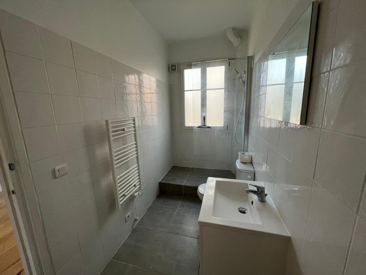 Charmant Studio à 5 min Porte de St Cloud et Rolland Garros - B&B