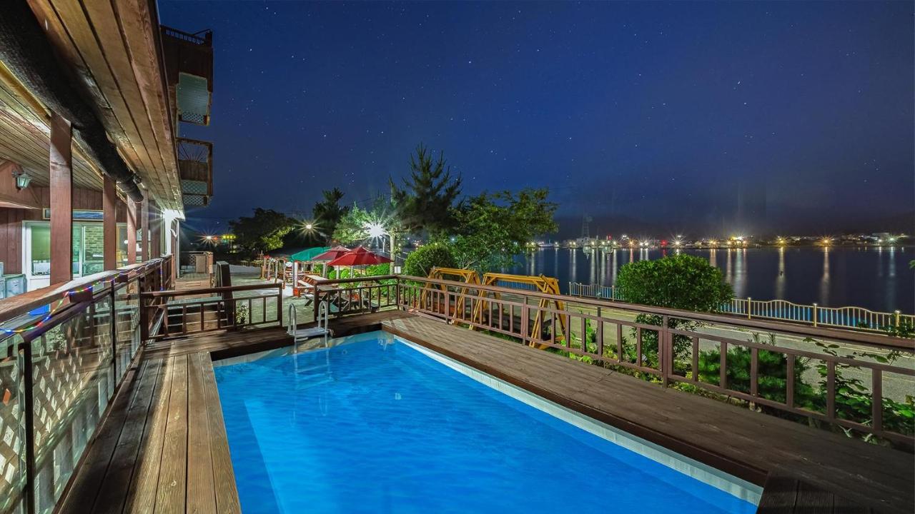 Tongyeong Hwanggeumbada Pension - B&B Tongyeong