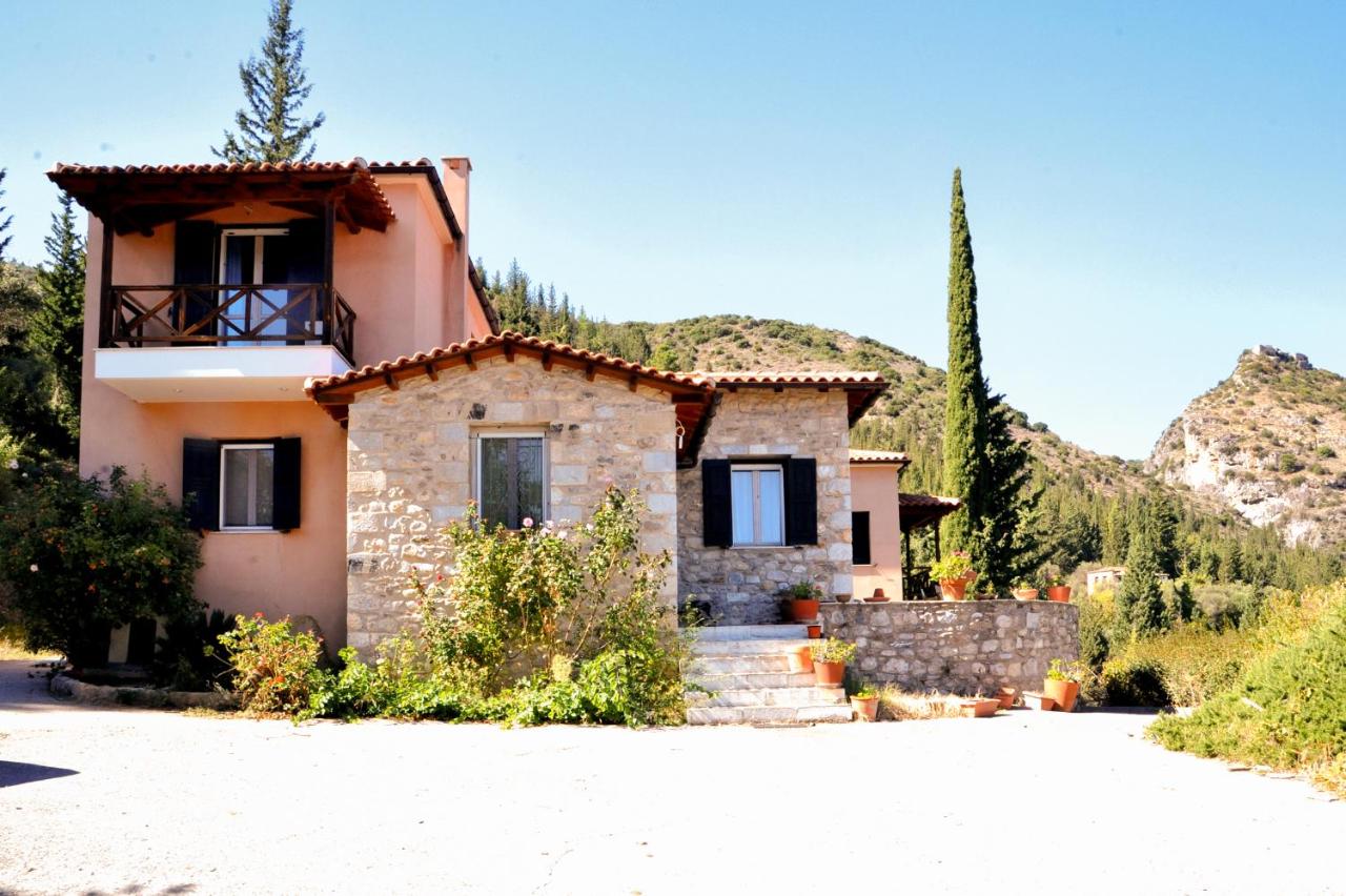 Aesthetic Delight - Stone Villa in Mystras - Ferienwohnung