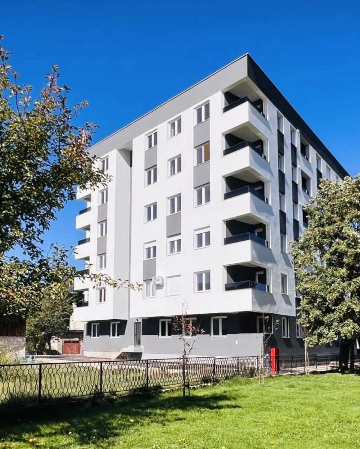 Apartman Radoš - Ferienwohnung Pale