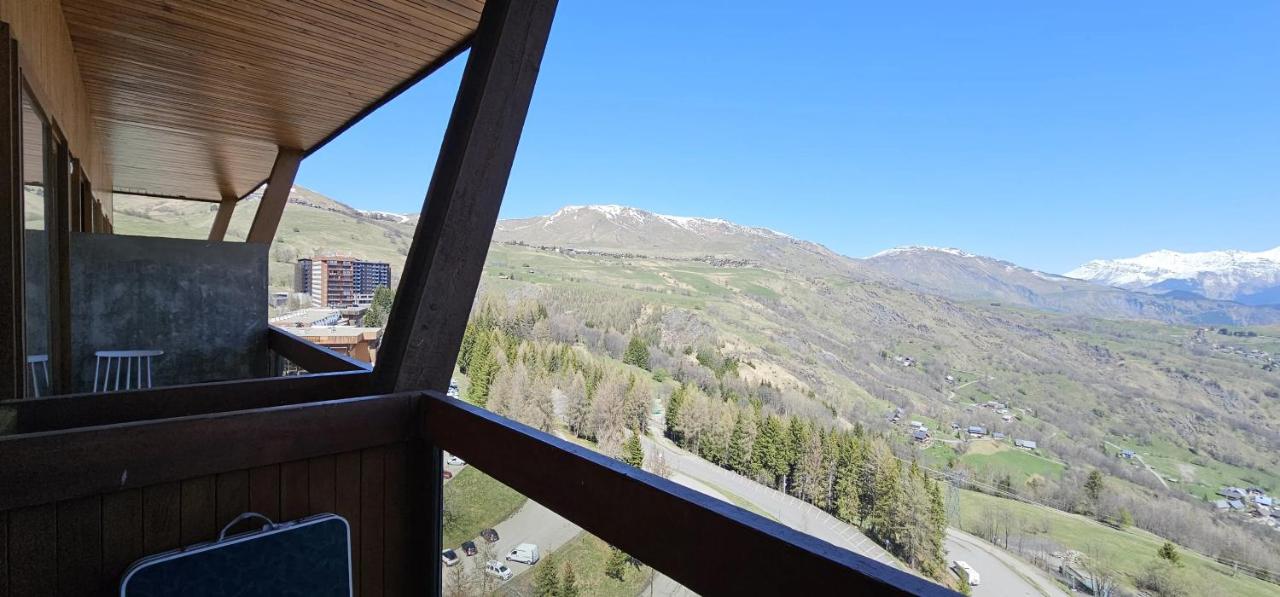 Studio avec vue magnifique au Corbier pied des pistes - B&B Villarembert