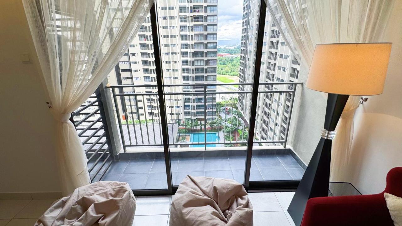 Nilai Youth City Air-Con Cozy 2 Bedroom Suite - Ferienwohnung