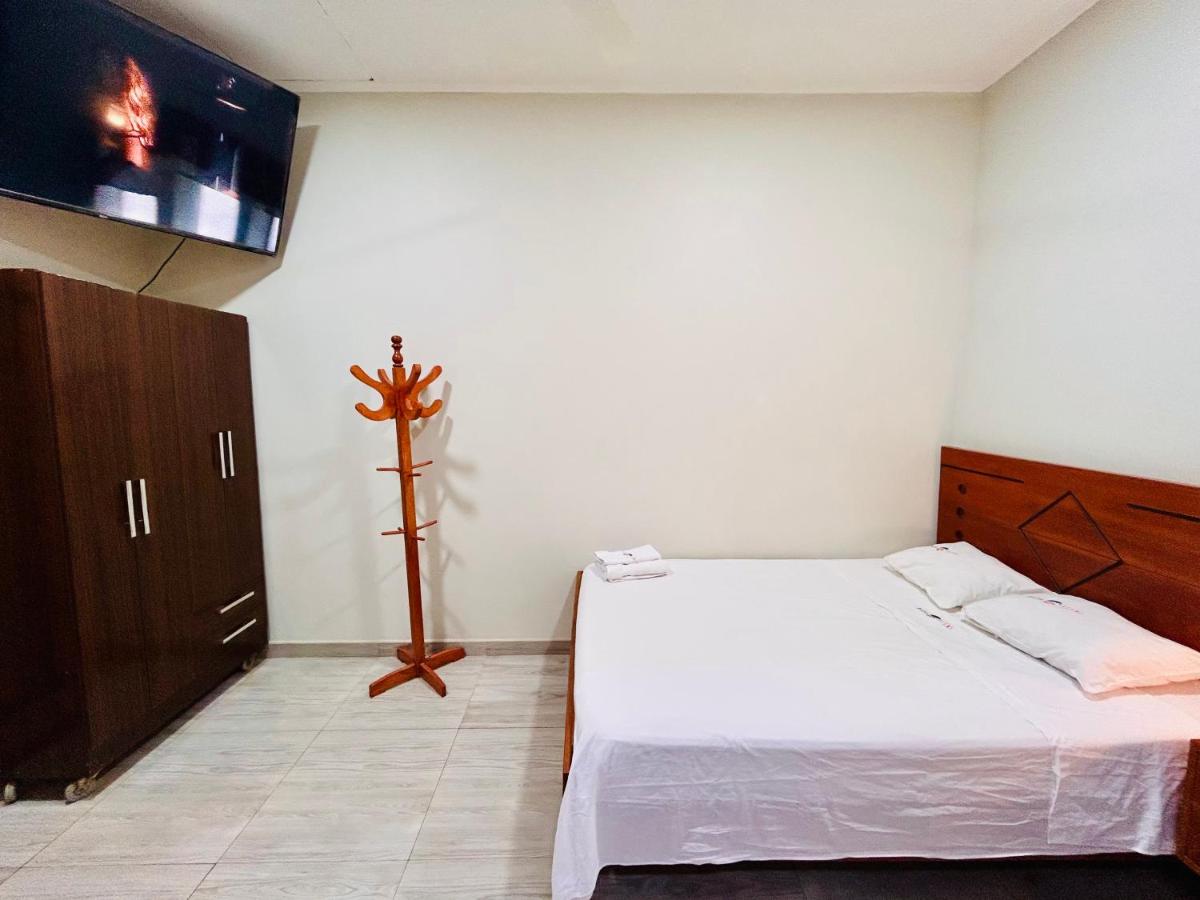 Habitación Céntrica en Iquitos - Casa Alemi 10 - Chambres d’hôtes