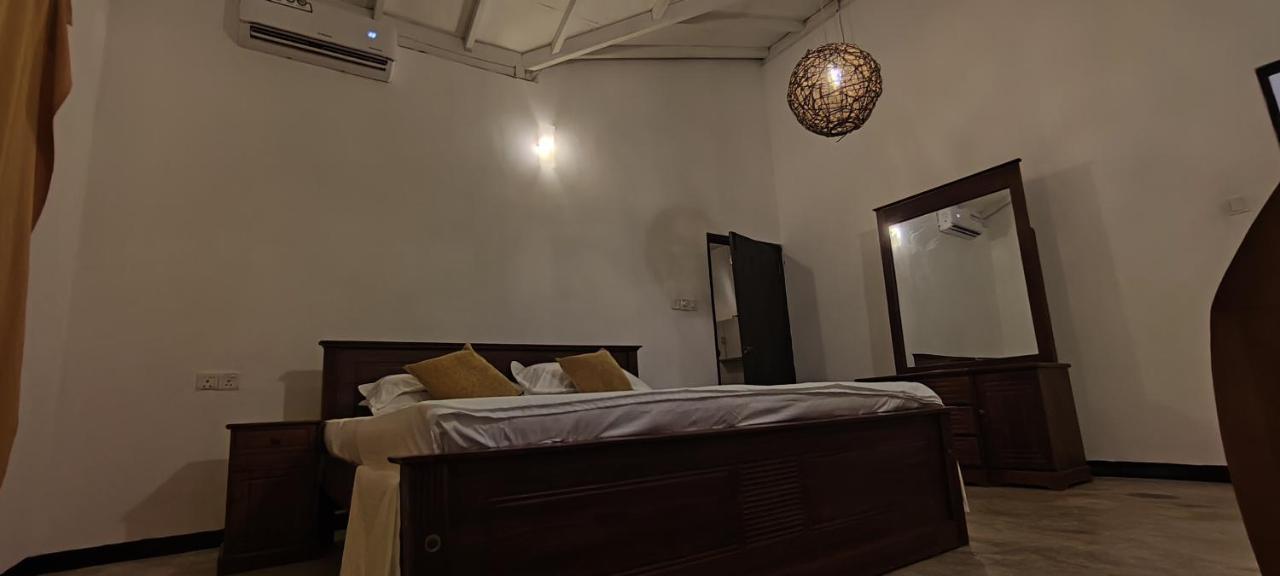 Home sweet in Ahangama villa - Chambres d’hôtes Ahangama