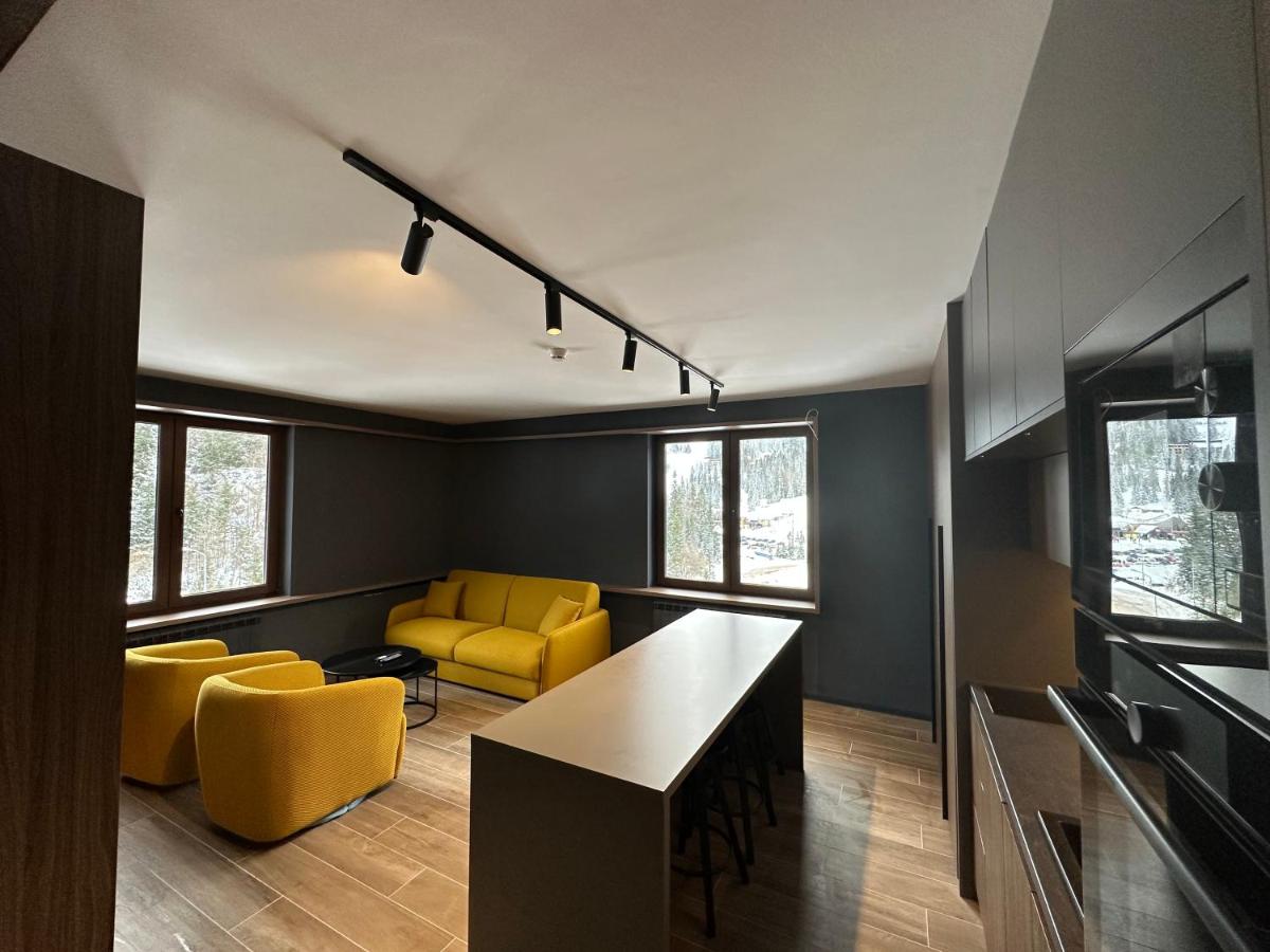 Apartamento de 1 dormitorio con vistas