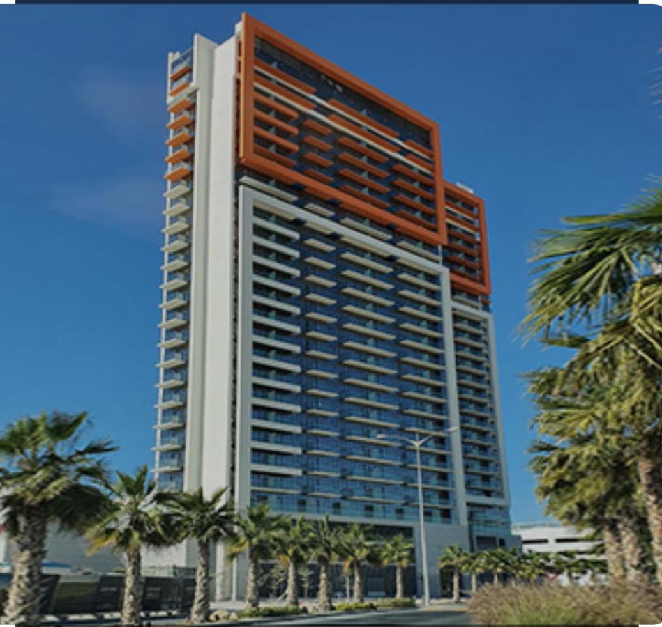 Cozy Golf & Lake View 1BR Apartment,Damac Hills 1 - B&B Dubai