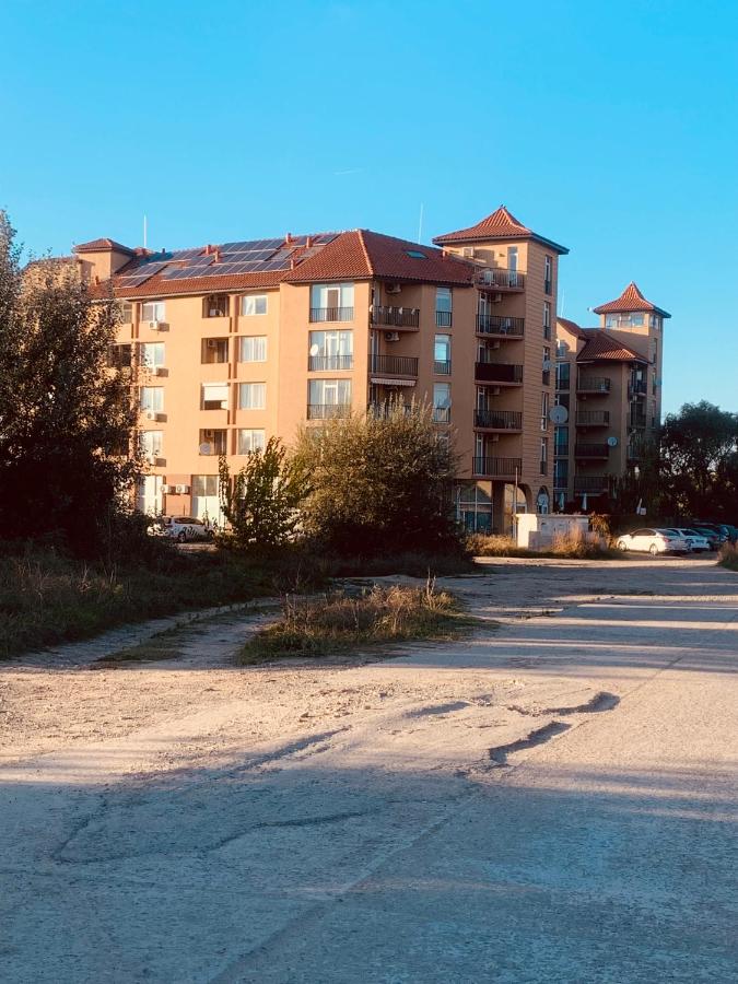 Студия Мир Авангарда - B&B Slanchev Bryag