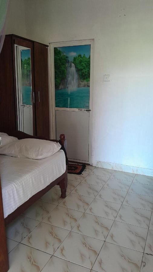 Single Room with Private Bathroom