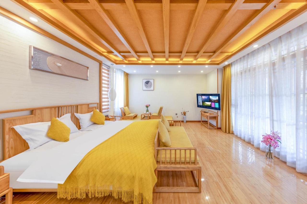 Deluxe Double Room with Bath