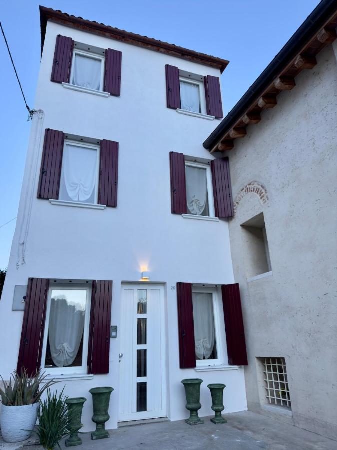 LaRIVA - B&B