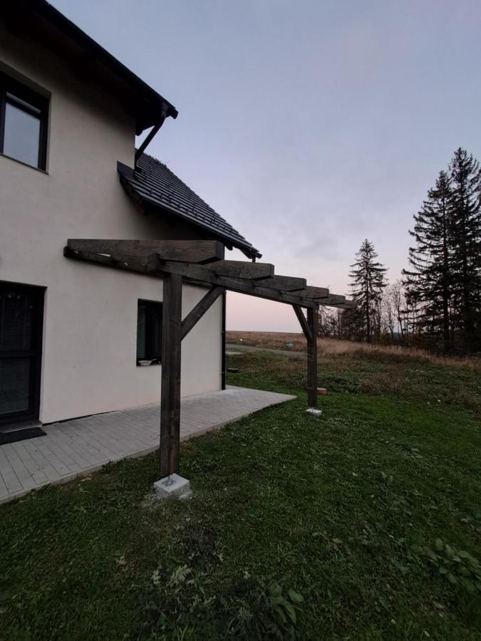 Přízemní apartmán s terasou - Bed and Breakfast