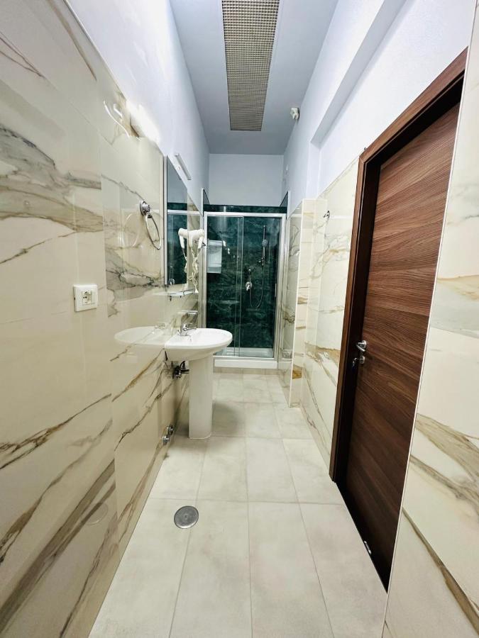 Executive Triple Room