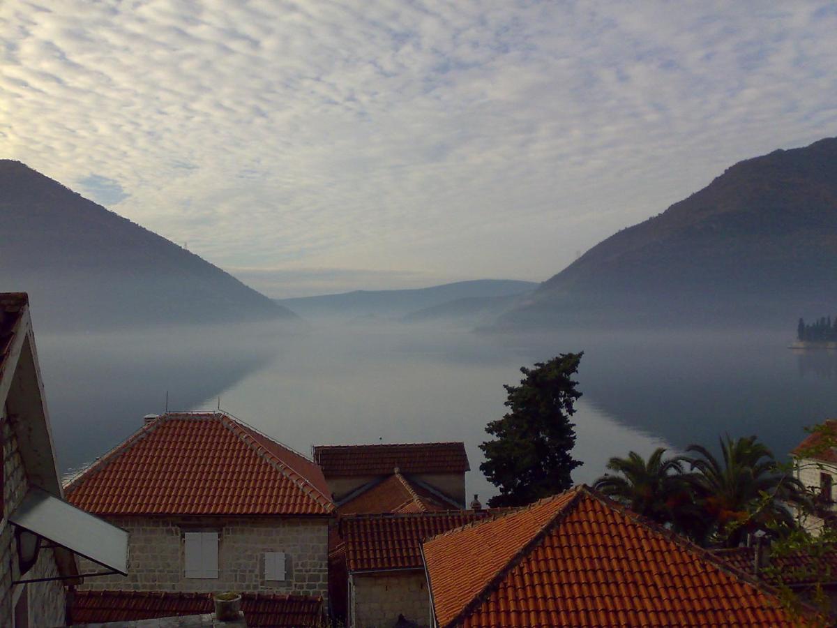 Appartamento su 2 Livelli con 2 Camere da Letto, Terrazza e Vista Mare