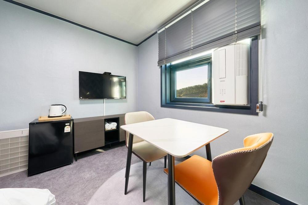 Double Room 4