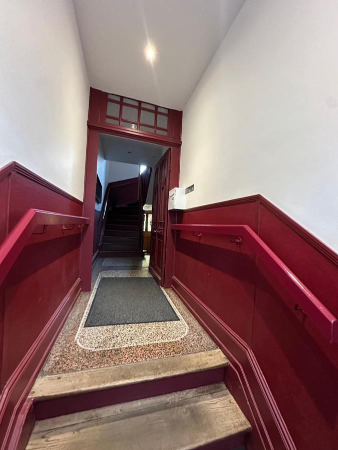 # Le 7 # Nuitée torride, balnéo, tantra Mulhouse centre - B&B