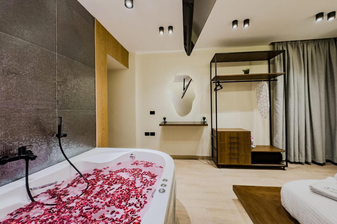 The 1BDR Placid Pod w Jacuzzi 5min to CAI Airport - B&B