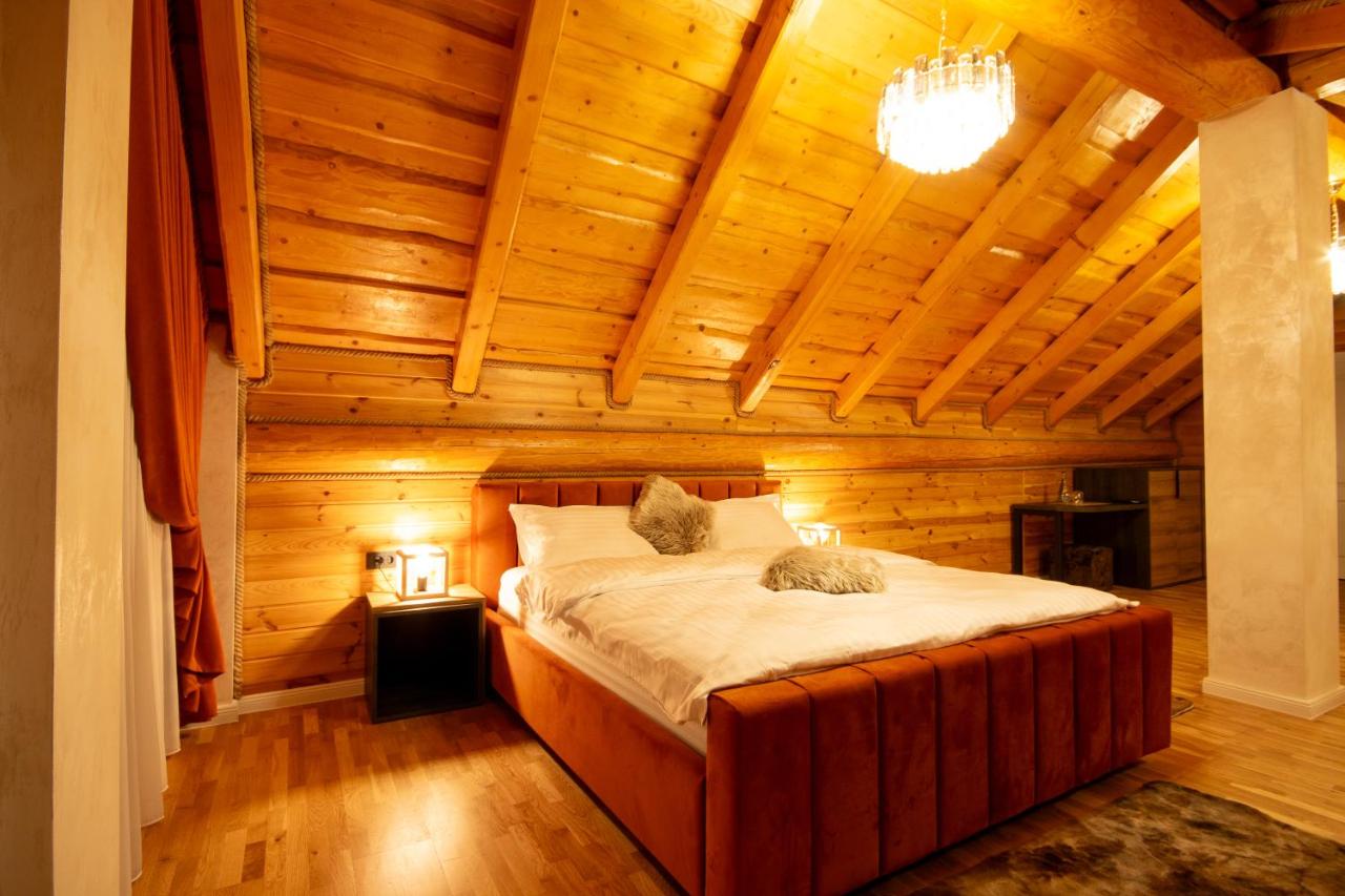 King Suite with Spa Bath