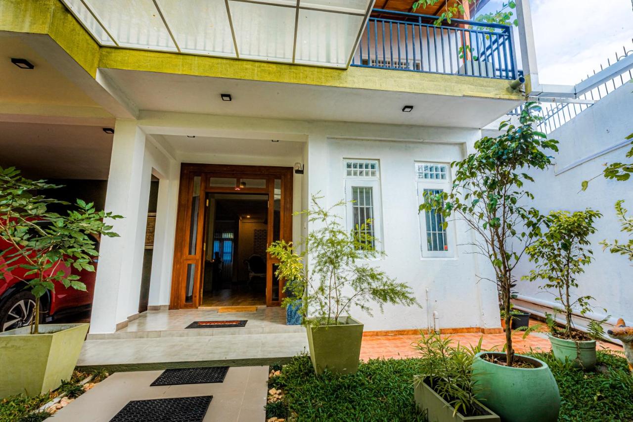Minthara Holiday Home & Restaurant - B&B
