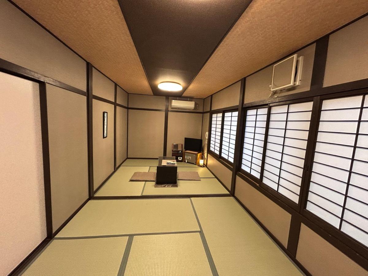 Habitación Cuádruple de estilo japonés con baño compartido