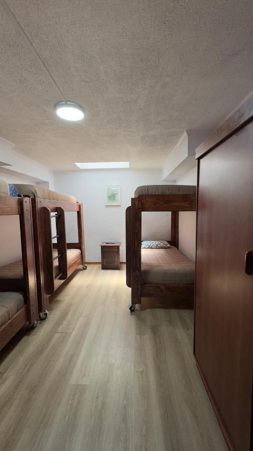 Camera Familiare con Bagno in Comune