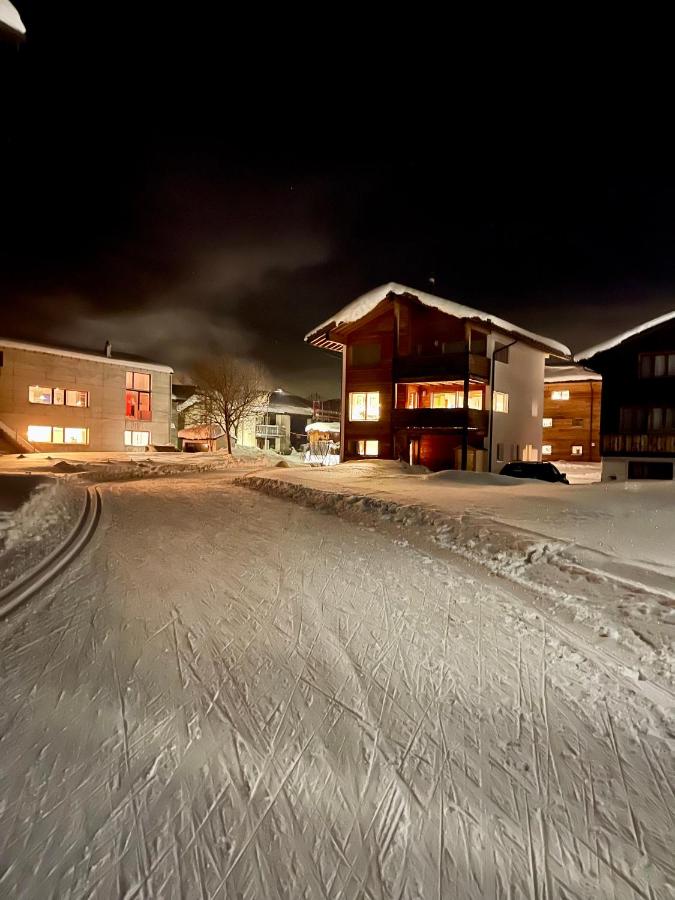 Nanisgarten - Grannys flat - B&B Obergesteln