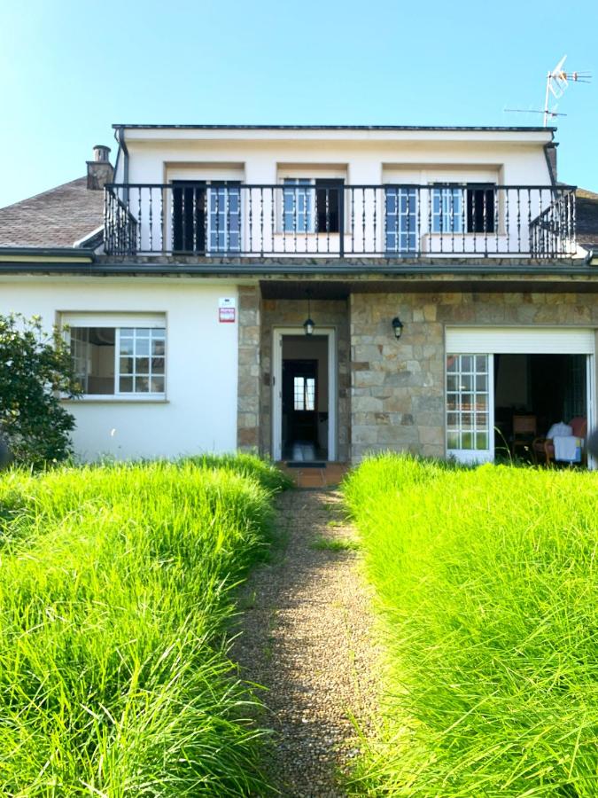 Casa das Cunchas a 50 metros de Area da Cruz - B&B San Vicente do Mar
