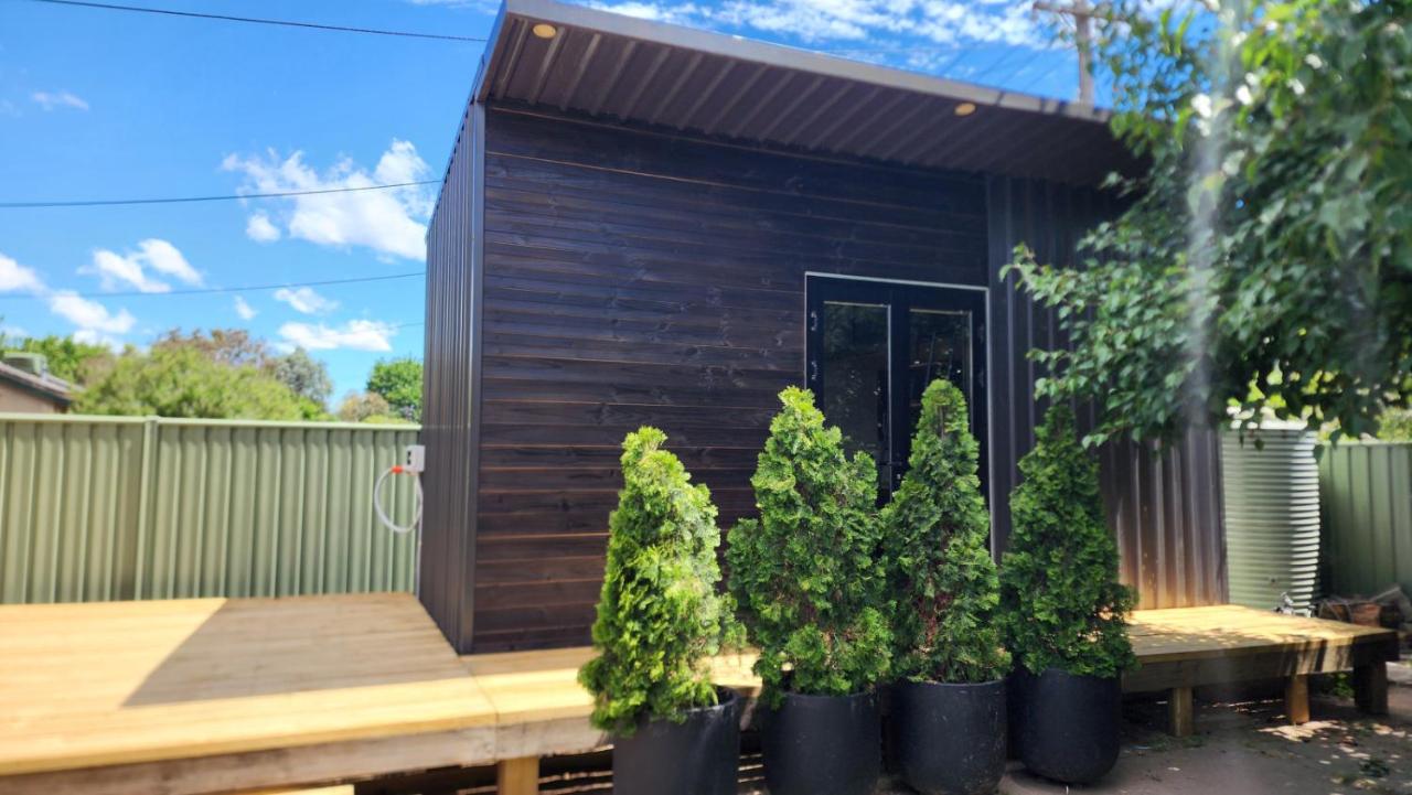 Enchanting Tiny Home in Vibrant - Hosted by Canstay - Chambres d'hôtes Canberra