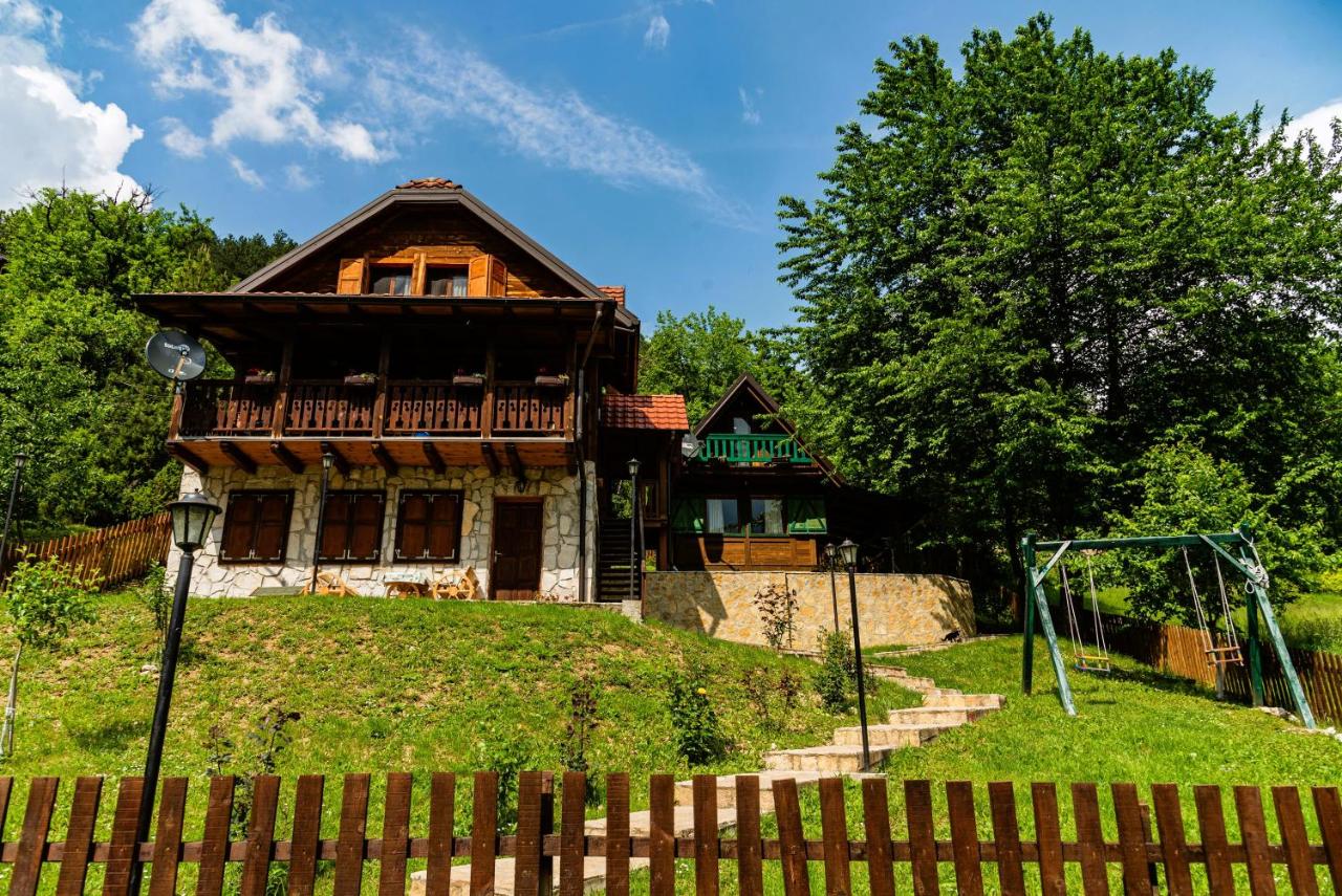 Drvene kuće ŠUŠKA - Wooden Houses SUSKA - Ferienwohnung