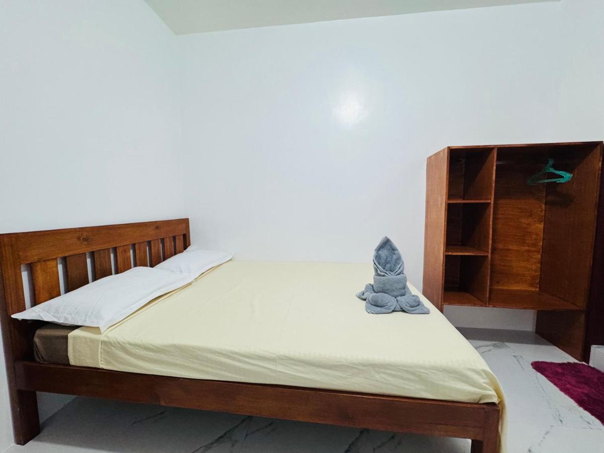 Baron Tourist Inn - B&B