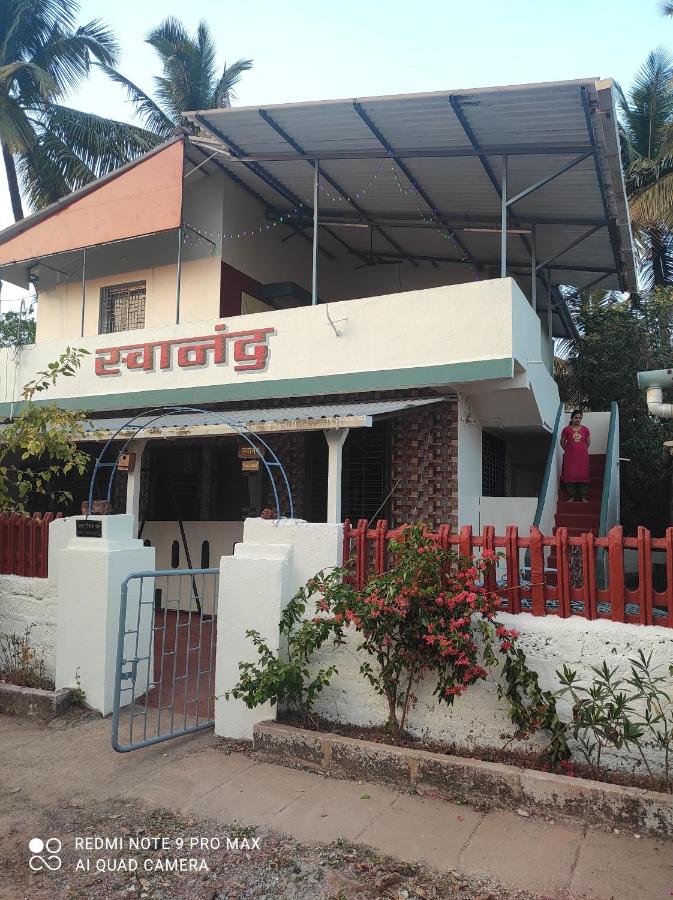Swanand Home Stay - B&B