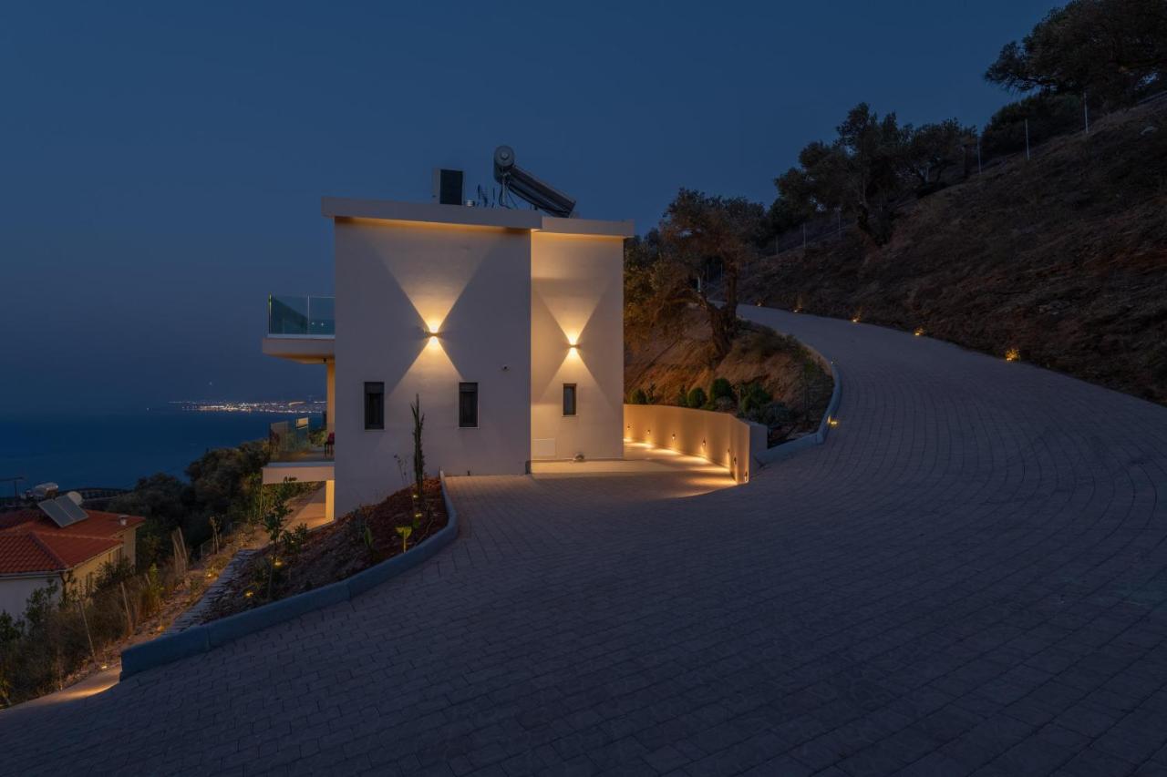 Luxury Villa Verde - B&B Palaiokastro