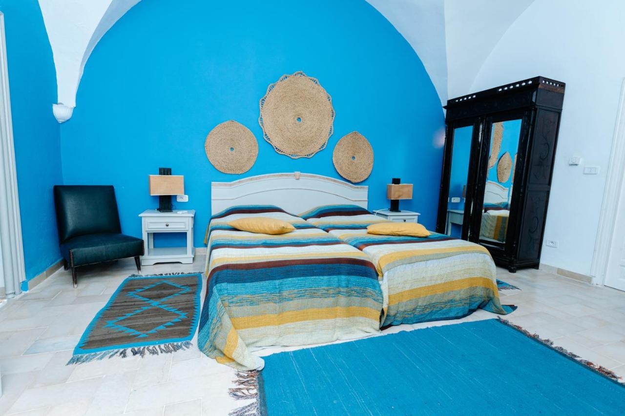 Chambre Triple - Vue sur la Piscine