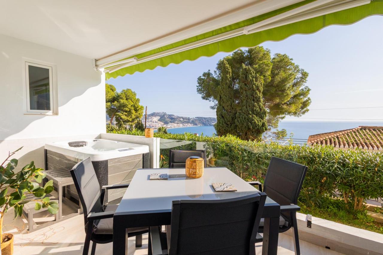 Seaside Spa Luxury Flat - Jacuzzi - Sauna - Sea view - B&B La Herradura