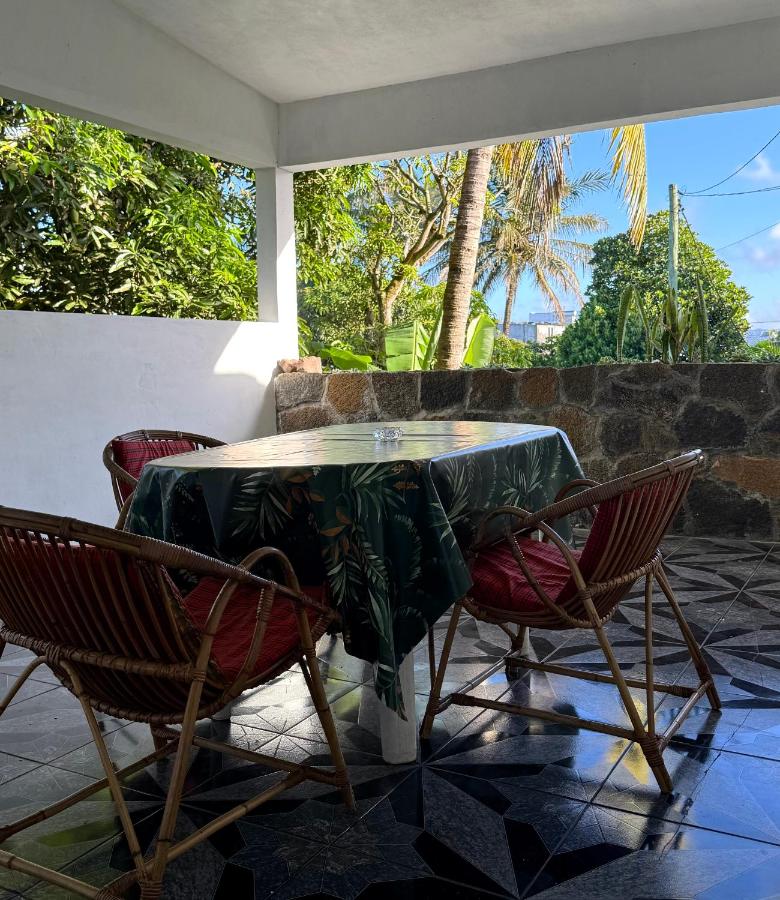 Transit Home - 10 mins from airport - B&B